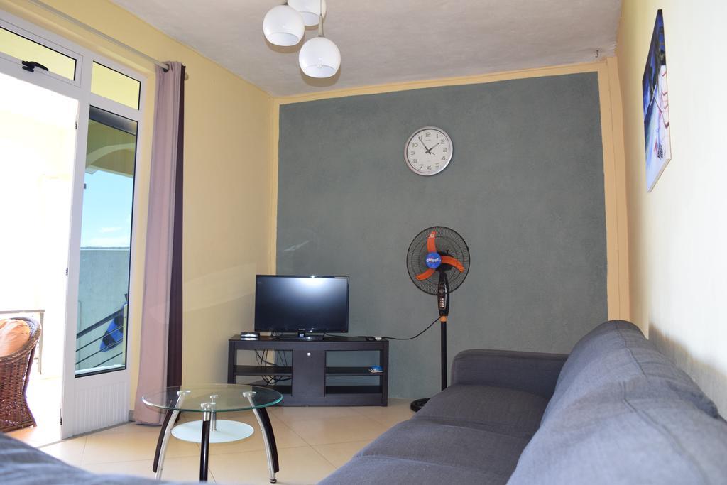 Baywatch Apartment